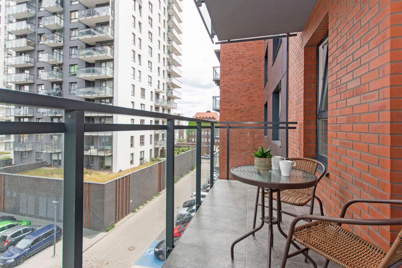 City Center - Walowa I Popieluszki By Apartmore Γκντανσκ Εξωτερικό φωτογραφία